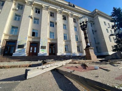 Ukraine’s Kherson without power after heavy Russian shelling