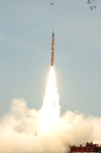 India successfully tests n-capable Agni II