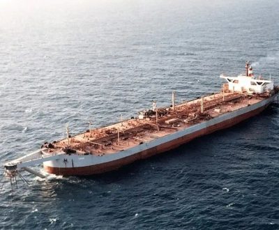 15 oil vessels blocked at Turkish Straits amid EU sanctions on Russian oil