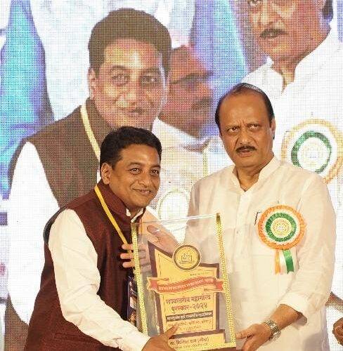 Maha Gaurav 2024 award presented to Nikhil Wagh by Maharashtra DCM Shri Ajit Pawar!