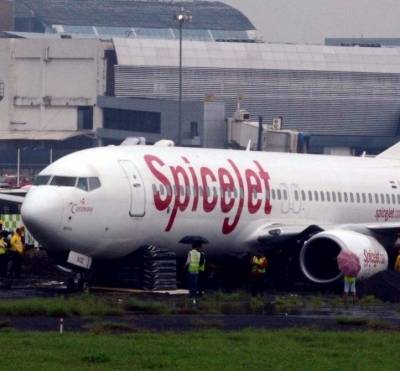 Nuvama cuts SpiceJet share price target, stock tanks about 7 pc